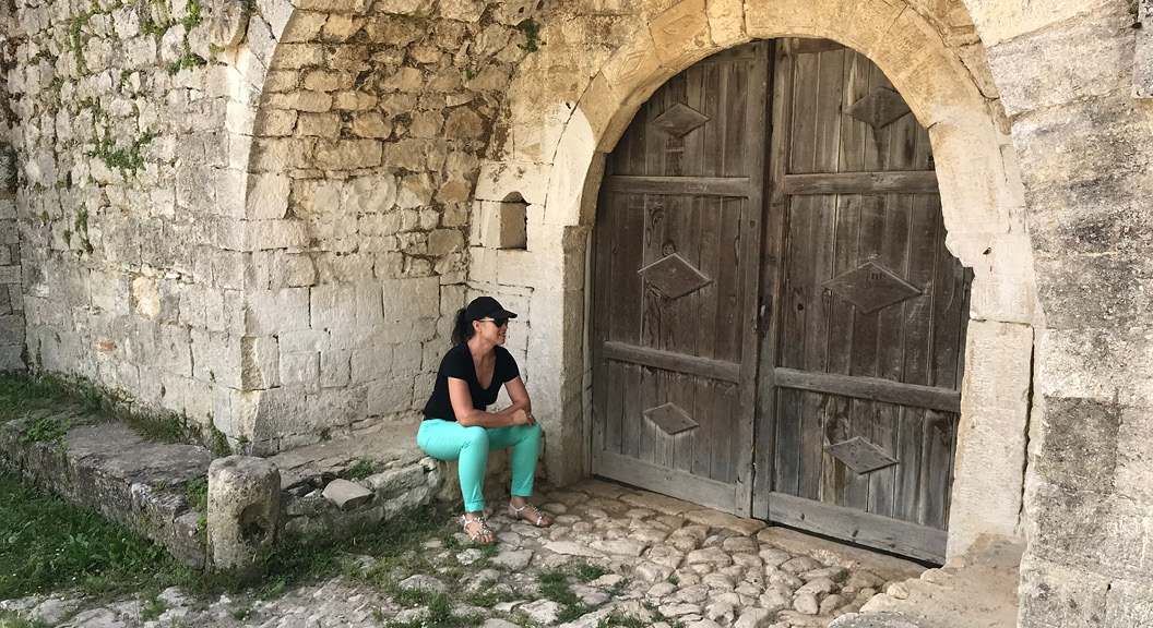 travel magazine klos mallakaster 7