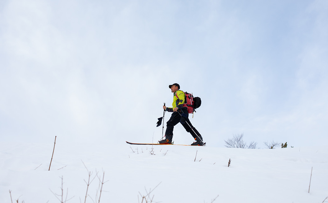 travel magazine ski touring 2