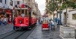 taksim square and sultanahmet instanbul guide 1 1024x535 1