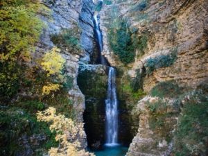 640x480 nivica canyon by fation plaku
